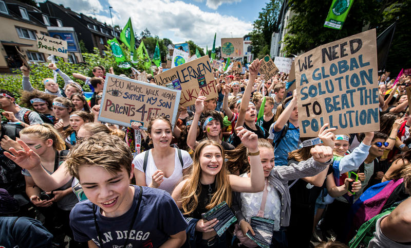 ACTION : 60 heures – 60 manifestants – 60 000 online – 60% de CO2 en moins