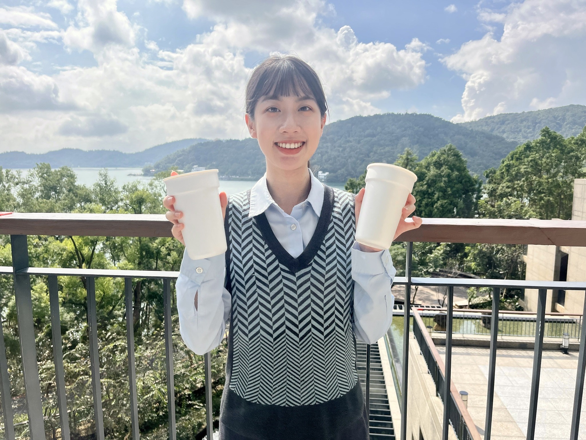 為了降低一次性杯具帶來的環境負擔,雲品也加入了日月潭地區循環杯系統,免費出借可重複使用的杯子,更不定期舉辦環保杯活動,免費招待飲品予自帶環保杯的旅人。